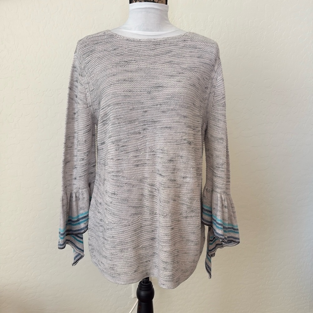 ZOZO women’s sweater